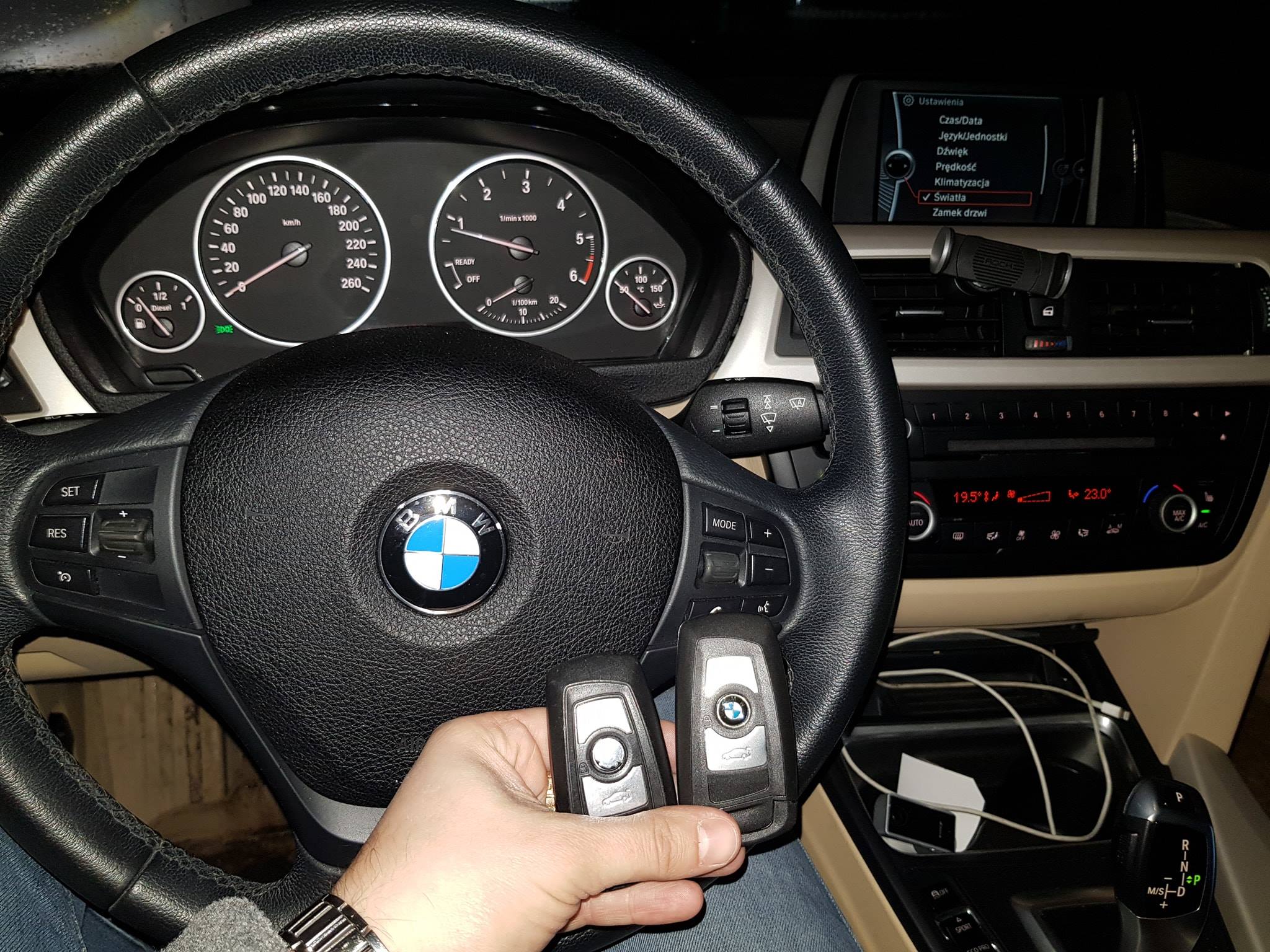 BMW F30 2013 Dorobienie klucza z pilotem keyless