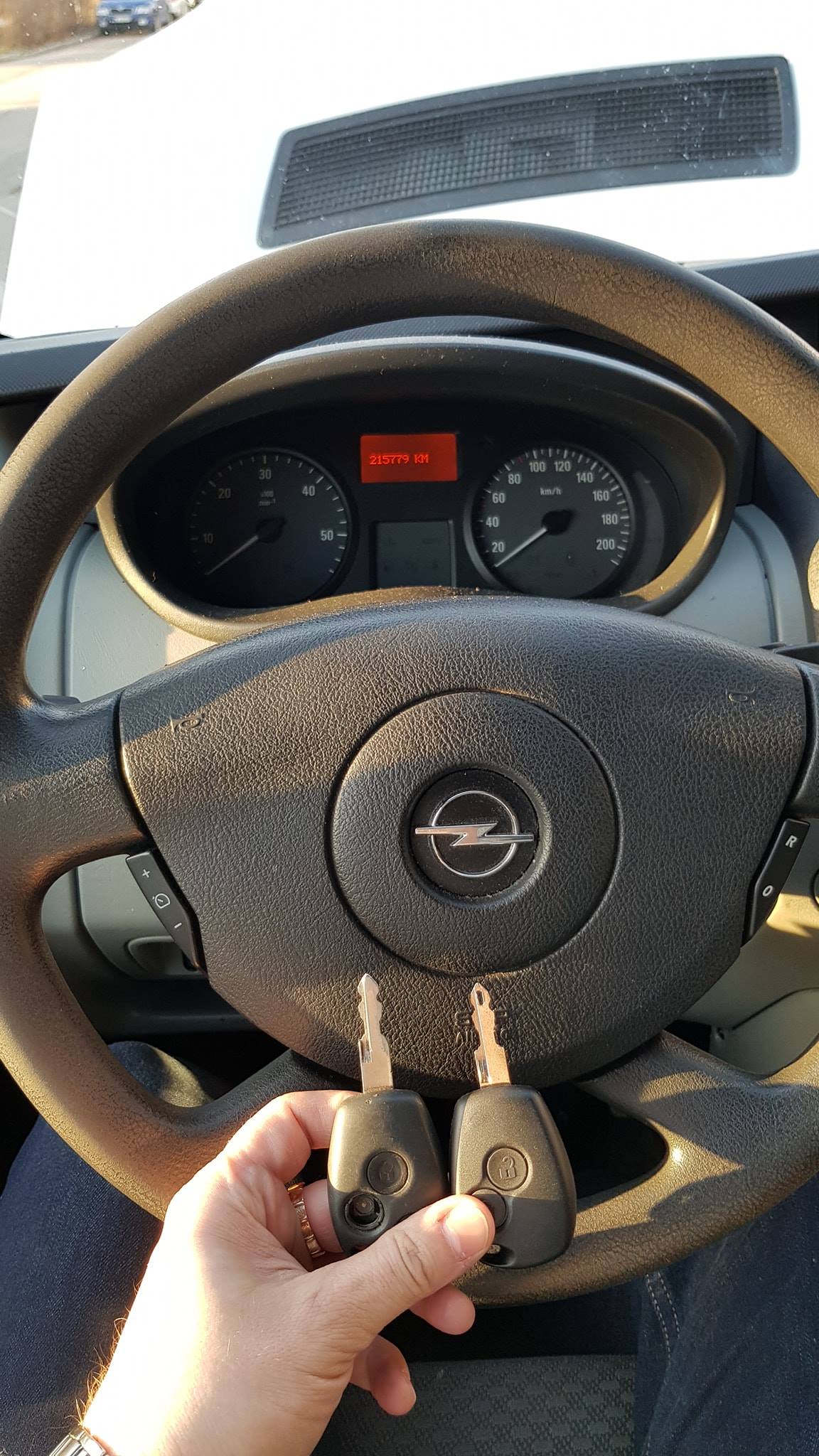 Opel VIVARO 2011Dorobienie klucza.